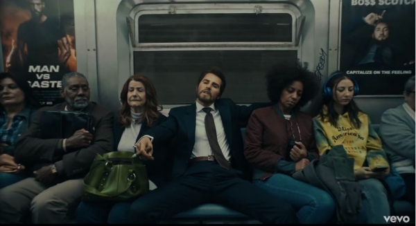 테일러 스위프트 'The man' 뮤비