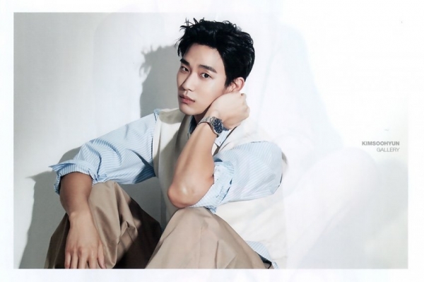 이하 엘르 4월호 김수현