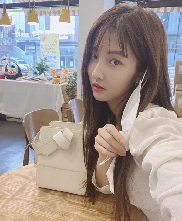 손지현 사진 (사진-손지현 인스타그램)