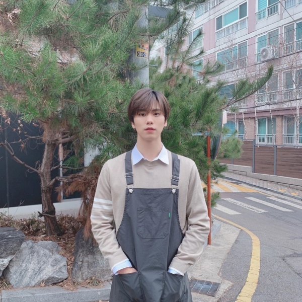 아스트로 라키 공식 인스타그램 사진