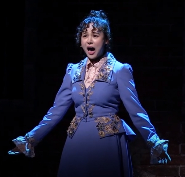 넘버 '나는 나를 말하는 사람' 中