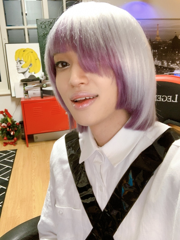 수파러브 '사이보그' 콘셉트 재연한 니엘 / 틴탑 공식 트위터 제공