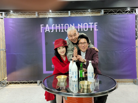 왼쪽부터 실버스타 주연 김선, 박노철, 이영만