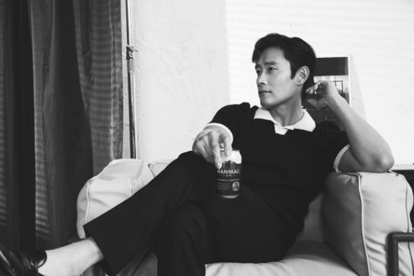 イ·ビョンホンのSNS©ニュース