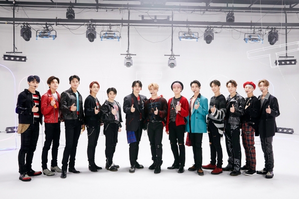 세븐틴 공식 트위터 (@pledis_17) 제공