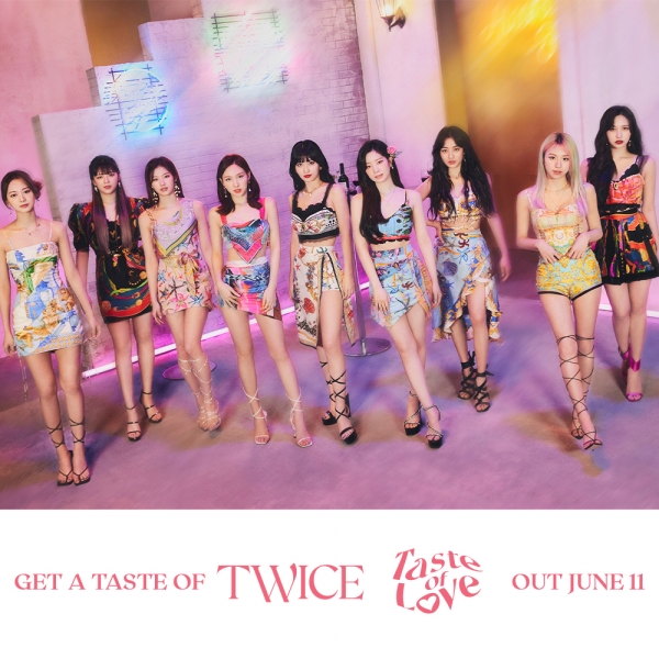 트와이스 공식 트위터 (@JYPETWICE) 제공