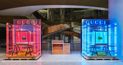 롯데백화점 에비뉴엘 월드타워점 구찌 핀 비러브드