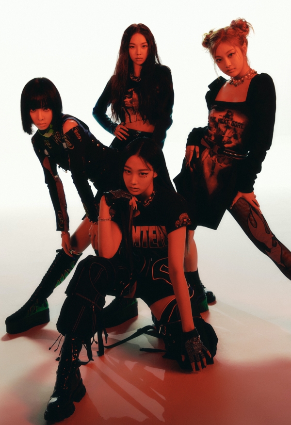 출처=에스파 공식 트위터