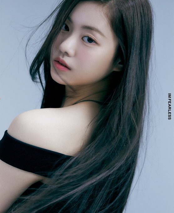 르세라핌(LE SSERAFIM) 공식 트위터