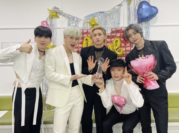 사진 : 몬스타엑스 공식 트위터