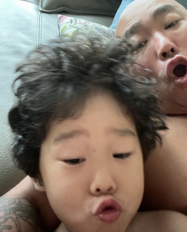 출처 _길 인스타그램