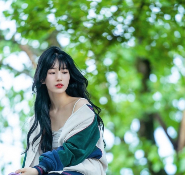 출처 = 수지 인스타그램