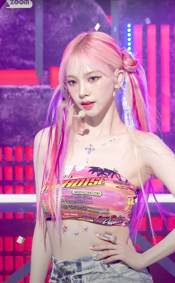 출처: 유튜브 '스브스케이팝zoom' 카리나 직캠 캡쳐