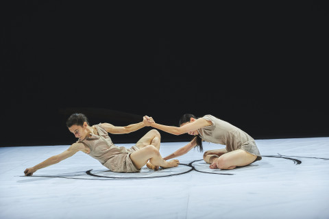 ‘제2회 서울예술상’ 대상을 수상한 99아트컴퍼니 ‘제ver3.타오르는 삶’ 공연