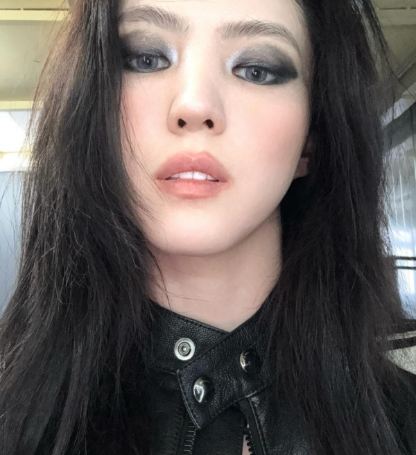 한소희 스모키화장. 인스타그램 캡쳐. DB재판매 금지.