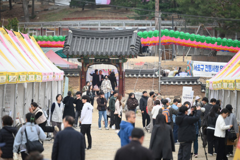 ‘2025 야단법석’ 현장