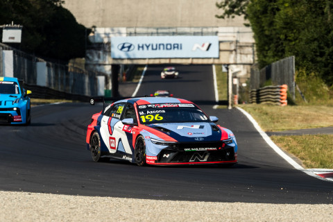6월 20일(금)~22일(일, 현지시간) 열린 2025 TCR 월드투어 3라운드 이탈리아 대회에서 현대자동차 ‘더 뉴 엘란트라 N TCR(국내명: 더 뉴 아반떼 N TCR)’이 주행하는 모습