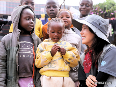 유선 친선대사와 케냐 어메이징 원더스 아동들